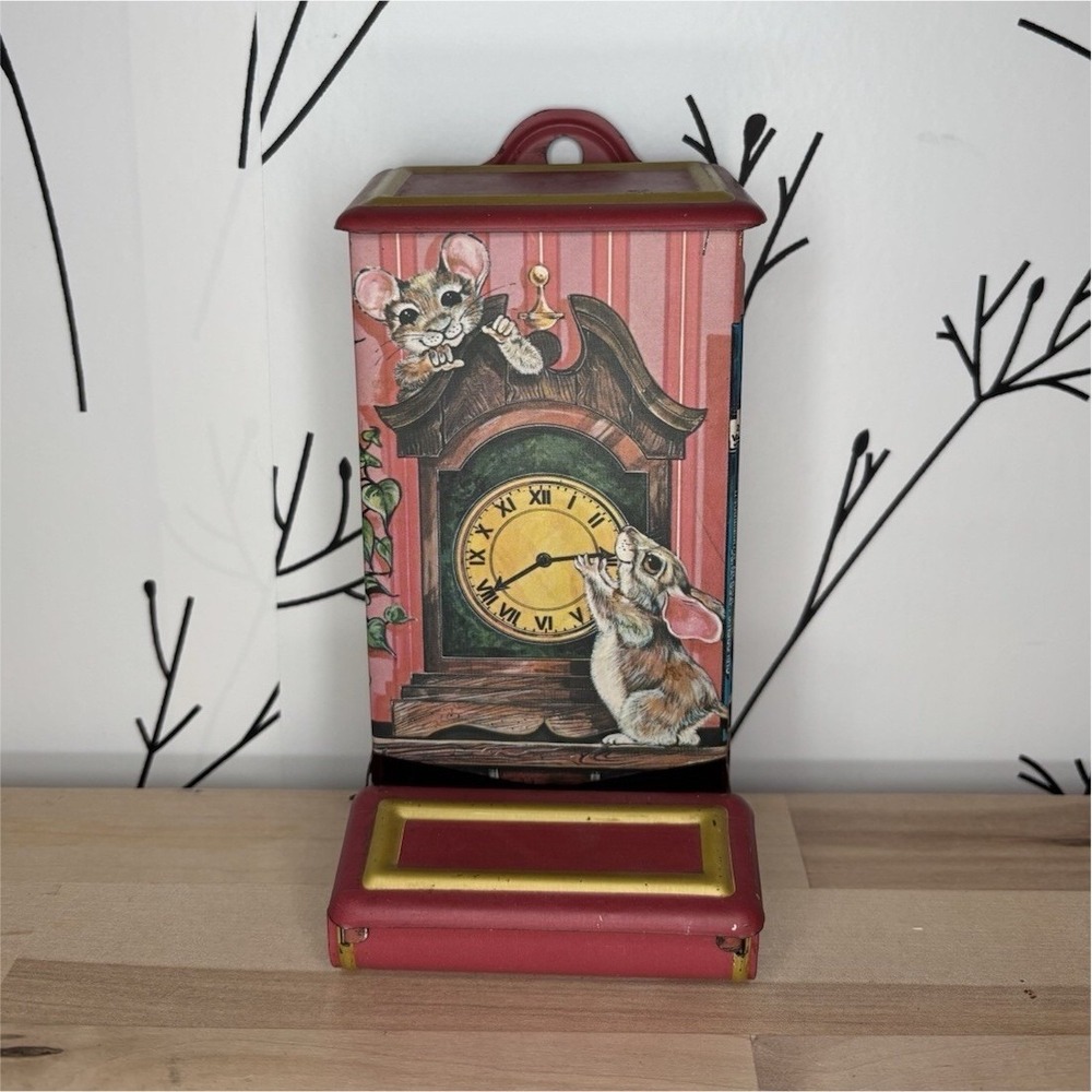 VTG Jasco Hickory Dickory Dock Matchbox Holder